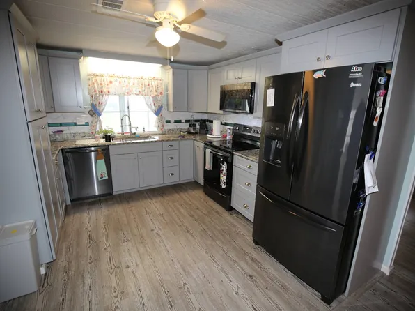 8775 20th St #910, Vero Beach, FL 32966