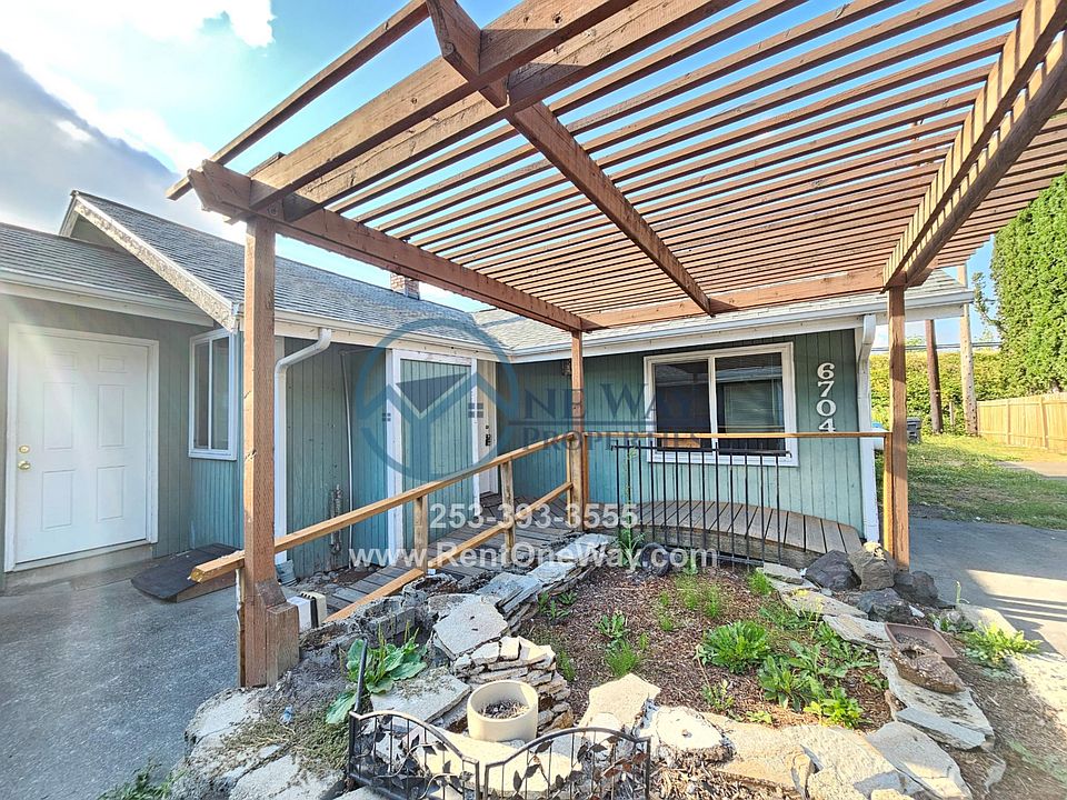 1st image of 6704 111th Avenue Ct E