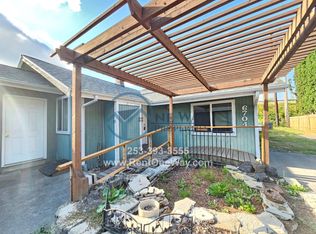 6704 111th Avenue Ct E, Puyallup, WA 98372