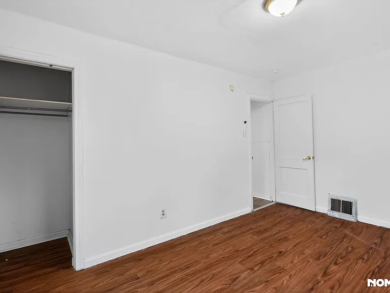 226 Argent Ave — Photo 17