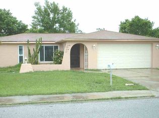 7421 Mayfield Dr, Port Richey, FL 34668