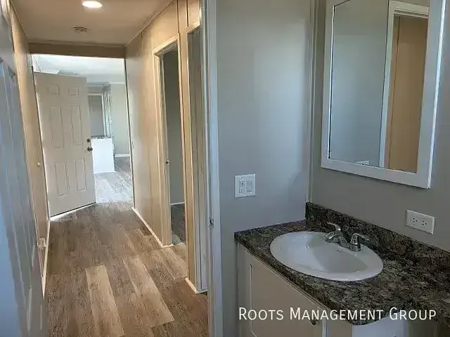 2300 E Philip Ave #23 — Photo 15