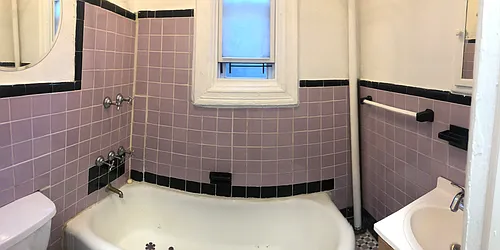 Rented by Tran Real Estate Inc.