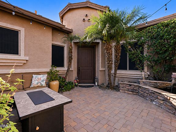 4th image of 2576 E WESTCHESTER Drive