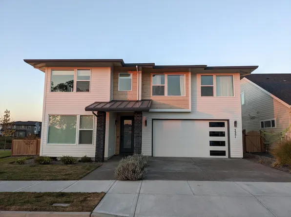 7351 SE Tamarack St, Hillsboro, OR 97123
