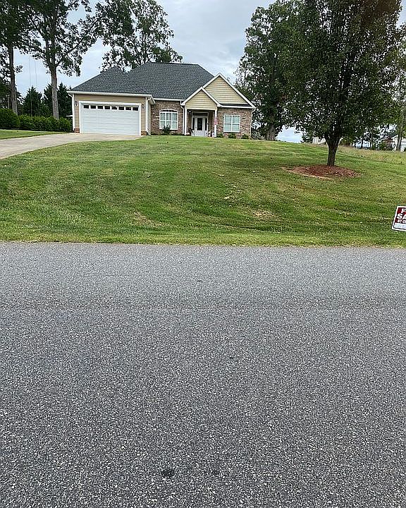1st image of 5142 Regents Park Dr