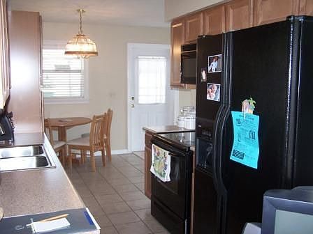 2nd image of 2913 Poinciana Dr
