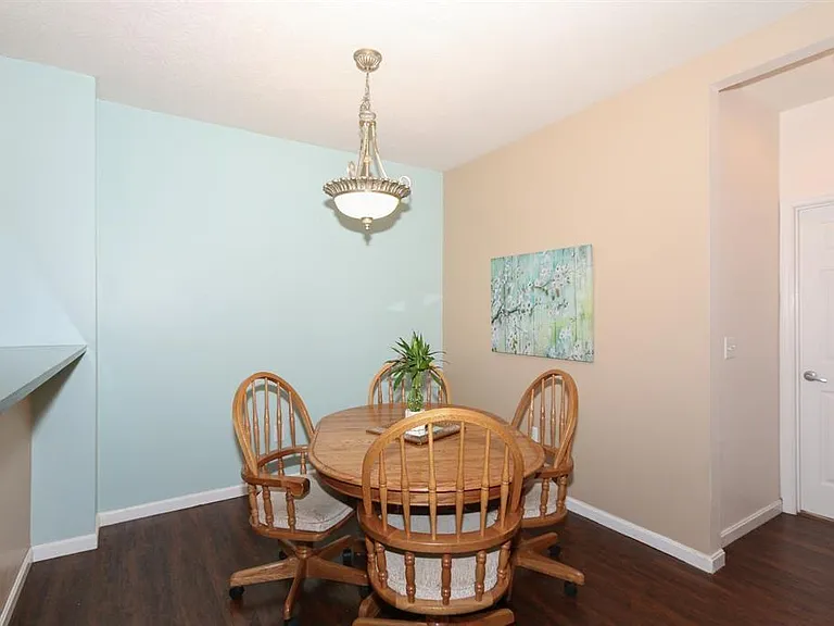 7545 Mansion Cir — Photo 9
