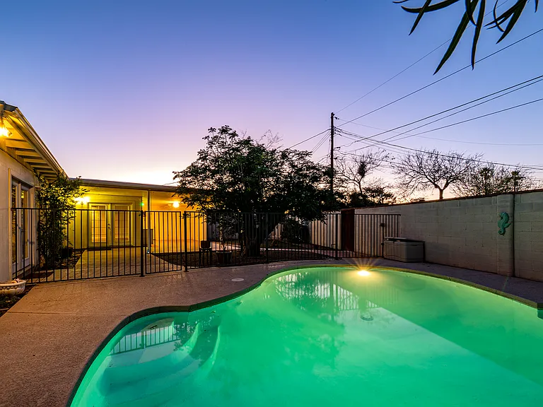 2827 E La Cienega Pl — Photo 26
