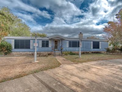 202 Robertson Rd, Kerrville, TX, 78028
