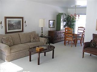 4th image of 707 Franklin Ave