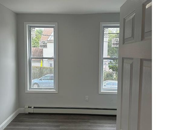 3rd image of 1252 Boynton Ave #2