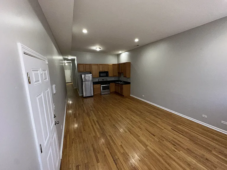 2438 N Laramie Ave #1N — Photo 7
