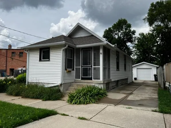 2734 Hermina St, Madison, WI 53704