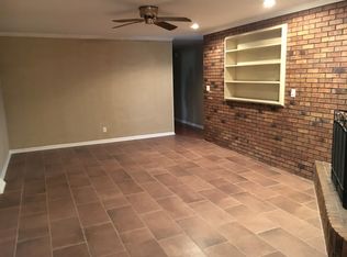 1006 5th Ave, Lawrenceburg, TN 38464