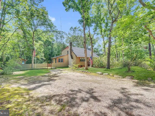 809 W Baya Ave, Barnegat, NJ 08005