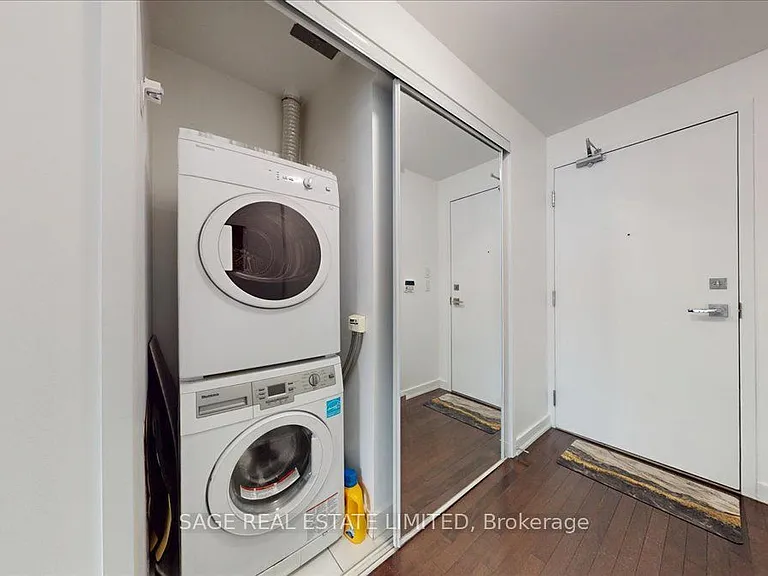 12 York St #3608 — Photo 14