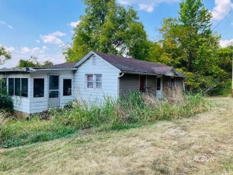 Real estate listing image