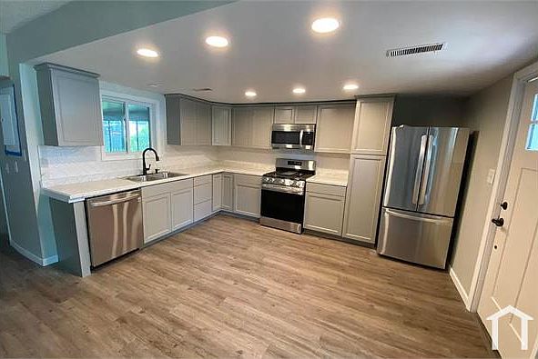1st image of 3707 Cherry Blossom Ln
