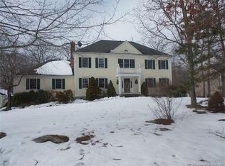 10 Broad Hill Cir, Guilford, CT 06437