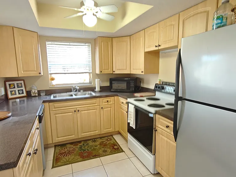 2950 SE Ocean Blvd #37-6 — Photo 14