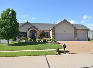 437 Jacobs Place Dr, O Fallon, MO 63376