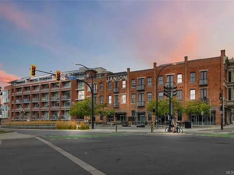 456 Pandora Ave #408 — Photo 13