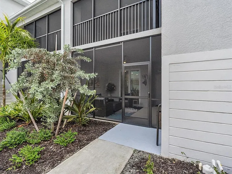 14214 Heritage Landing Blvd #817 — Photo 41