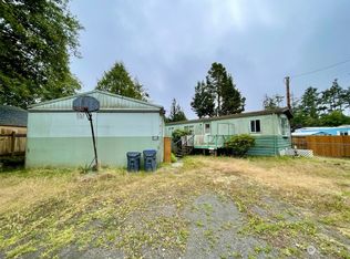 217 E Rain St NE, Ocean Shores, WA