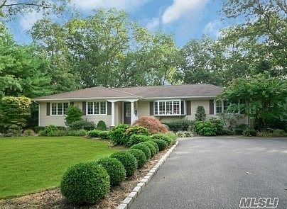 3rd image of 61 Grassy Pond Dr