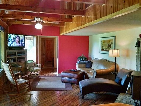 3rd image of 1730 County Road 3778
