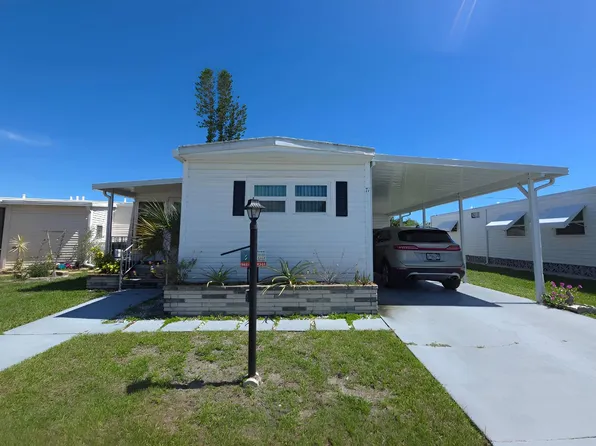 71 6th St W, Nokomis, FL 34275
