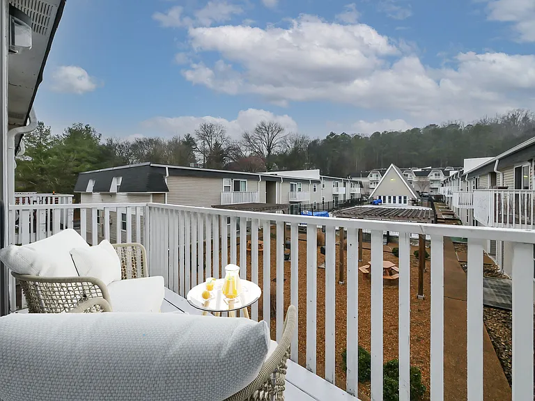 The Reserve at Red Bank Apartment Homes — Photo 9