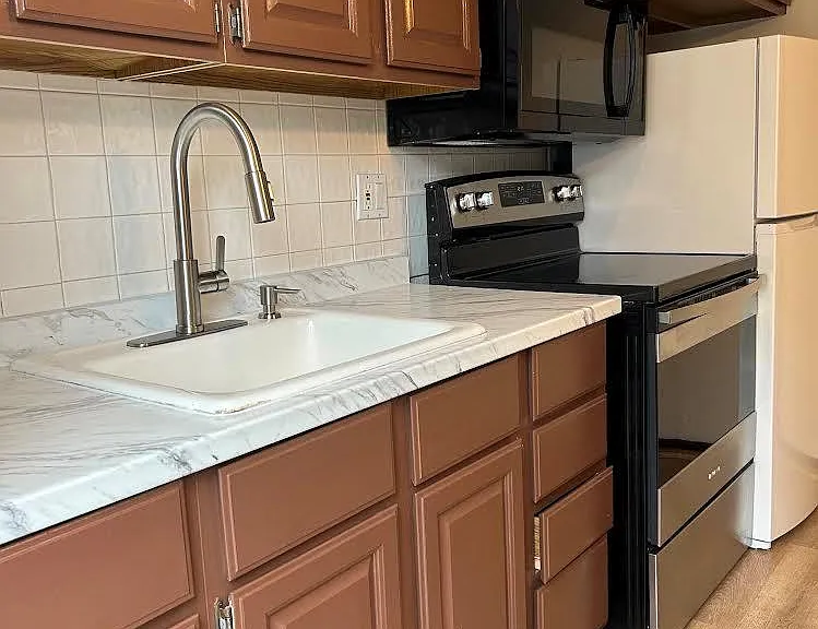 54 Keswick Ln #2 — Photo 1