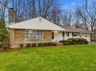 4656 Apple Dr, Lewiston, NY