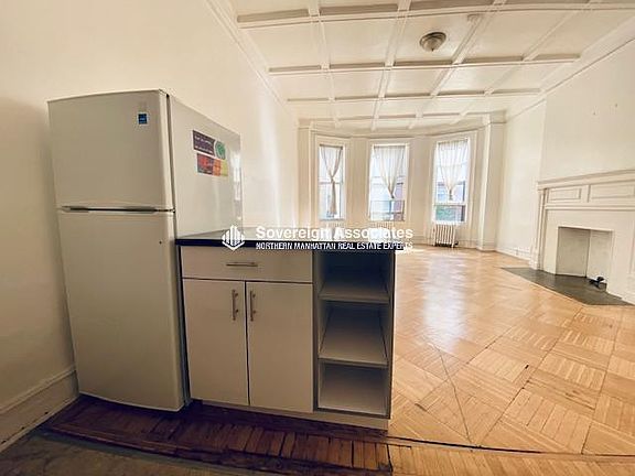 5th image of 317 W 108th St APT 5