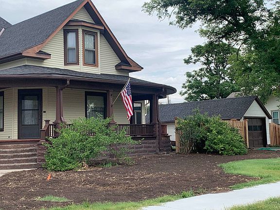 2nd image of 504 N 1st St