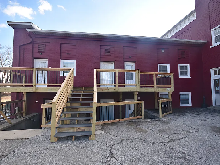 Waveland Place Apartments — Photo 41