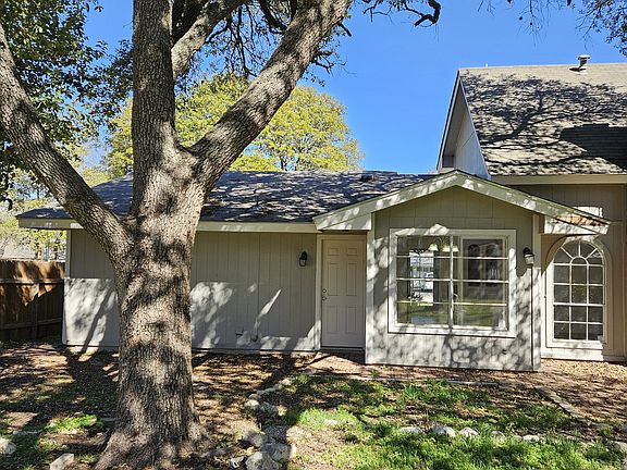 3rd image of 10523 Milldale St