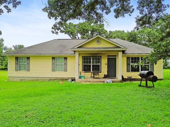 303 W Park Street #A, Madisonville, TX 77864