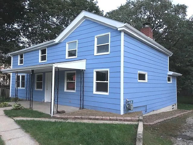 411 South St photo 1