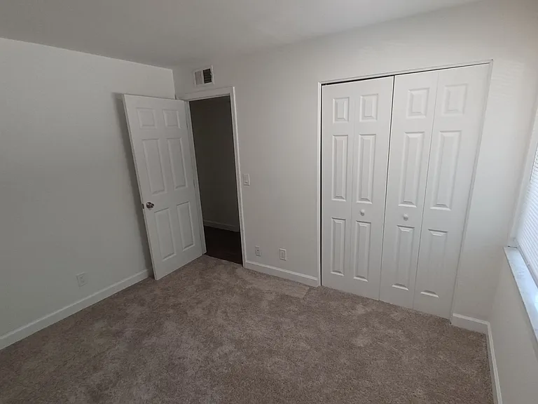 3918 La Mirada Dr N #7 — Photo 20