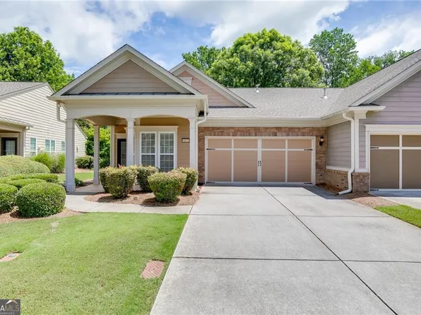 6160 Longleaf Dr, Hoschton, GA 30548