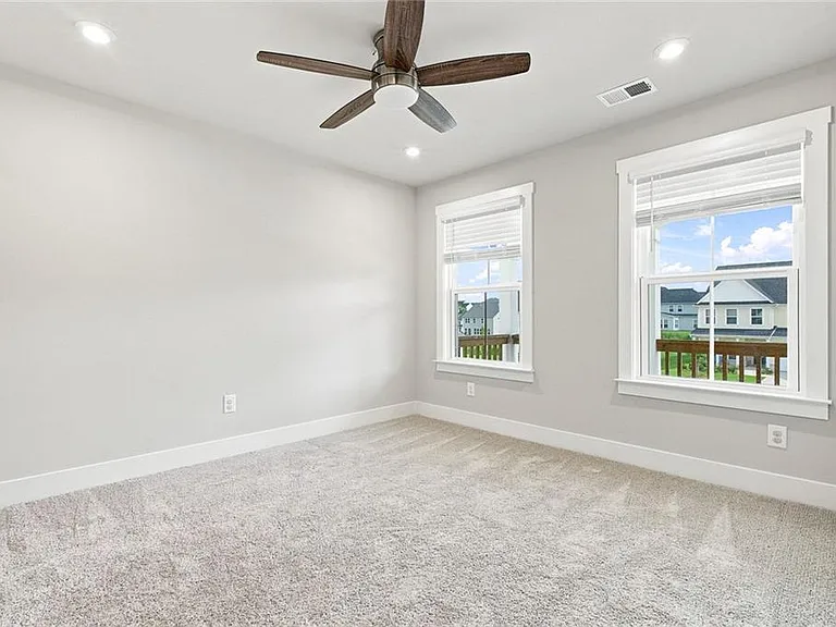 411 Riverclub Rd — Photo 13