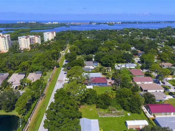 1867 Vamo Way, Sarasota, FL 34231