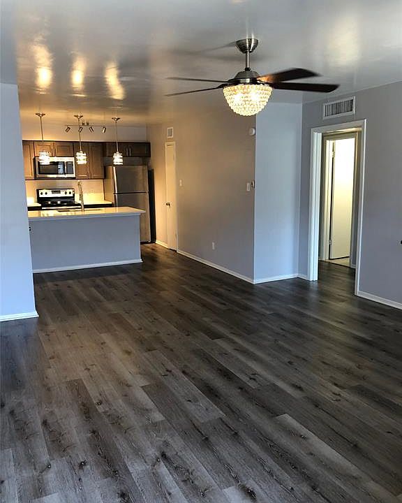 1st image of 2015 Bennett Ave APT 208