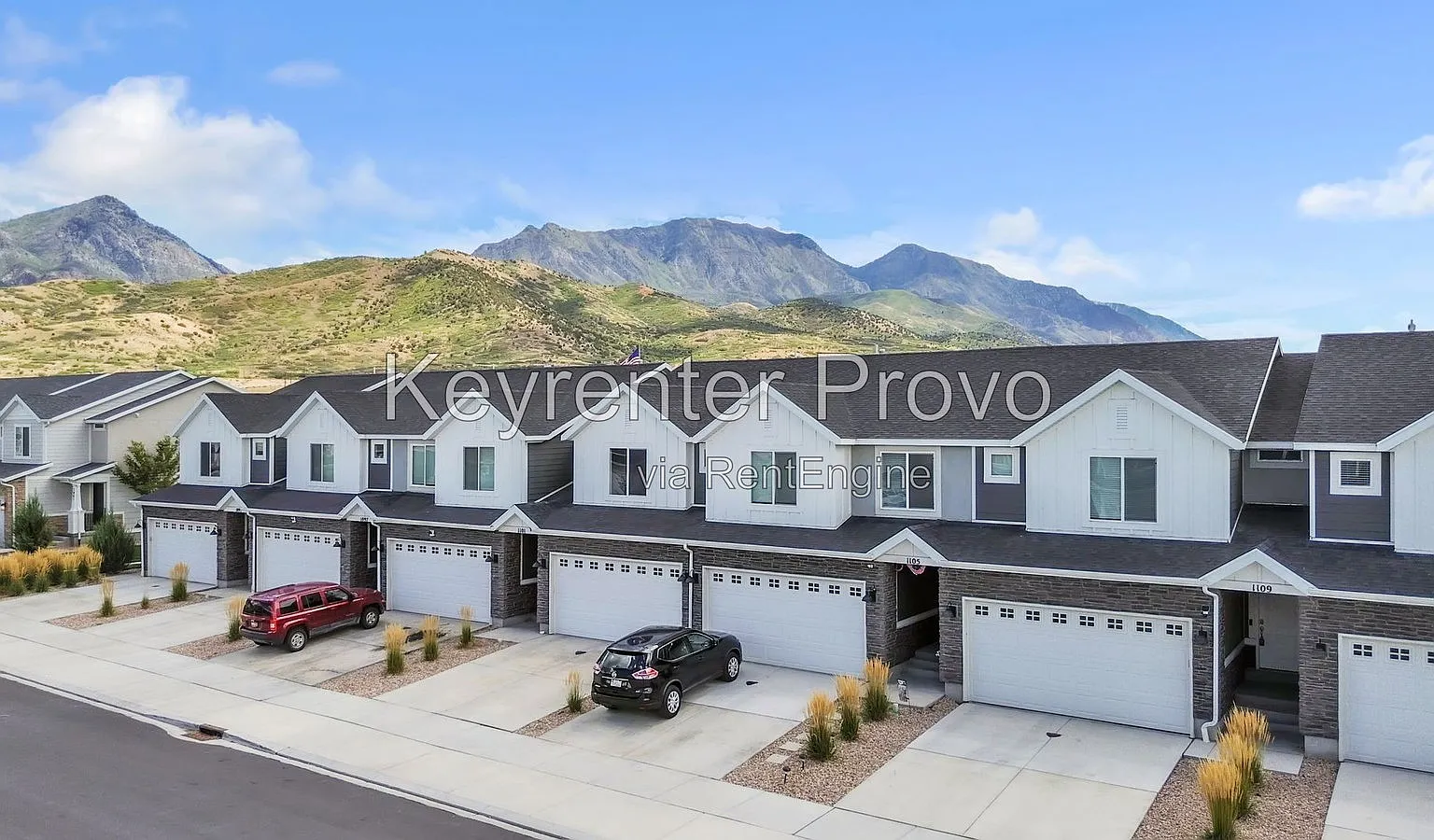 3 bed, 3.5 bath, 2100 sqft, $2,100 — Photo 2