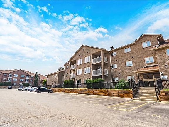 4th image of 3050 Pinemeadow Dr