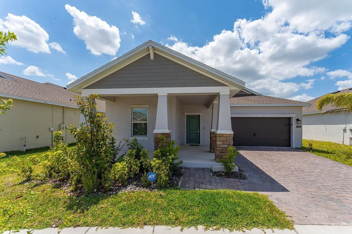 Building Photo - 1380 Brentwood Dr