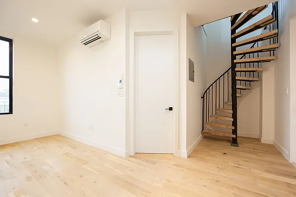 Rented by Zumper Inc | media 33